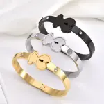 Elegancia Encantadora: Juego de Collar y Pulsera de Acero Inoxidable Chapado en Oro con Oso